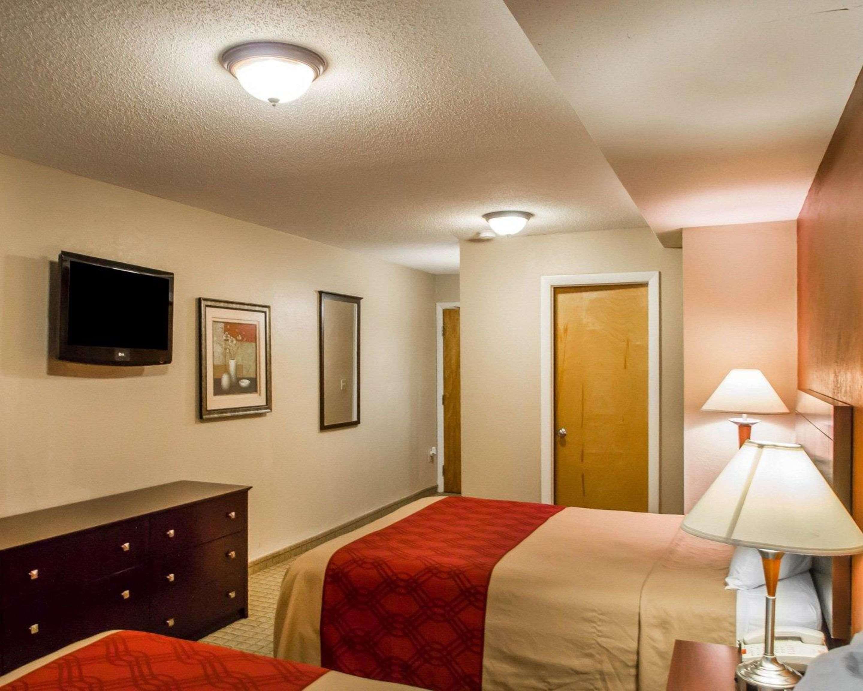Econo Lodge Inn & Suites Old Saybrook - Westbrook Eksteriør billede