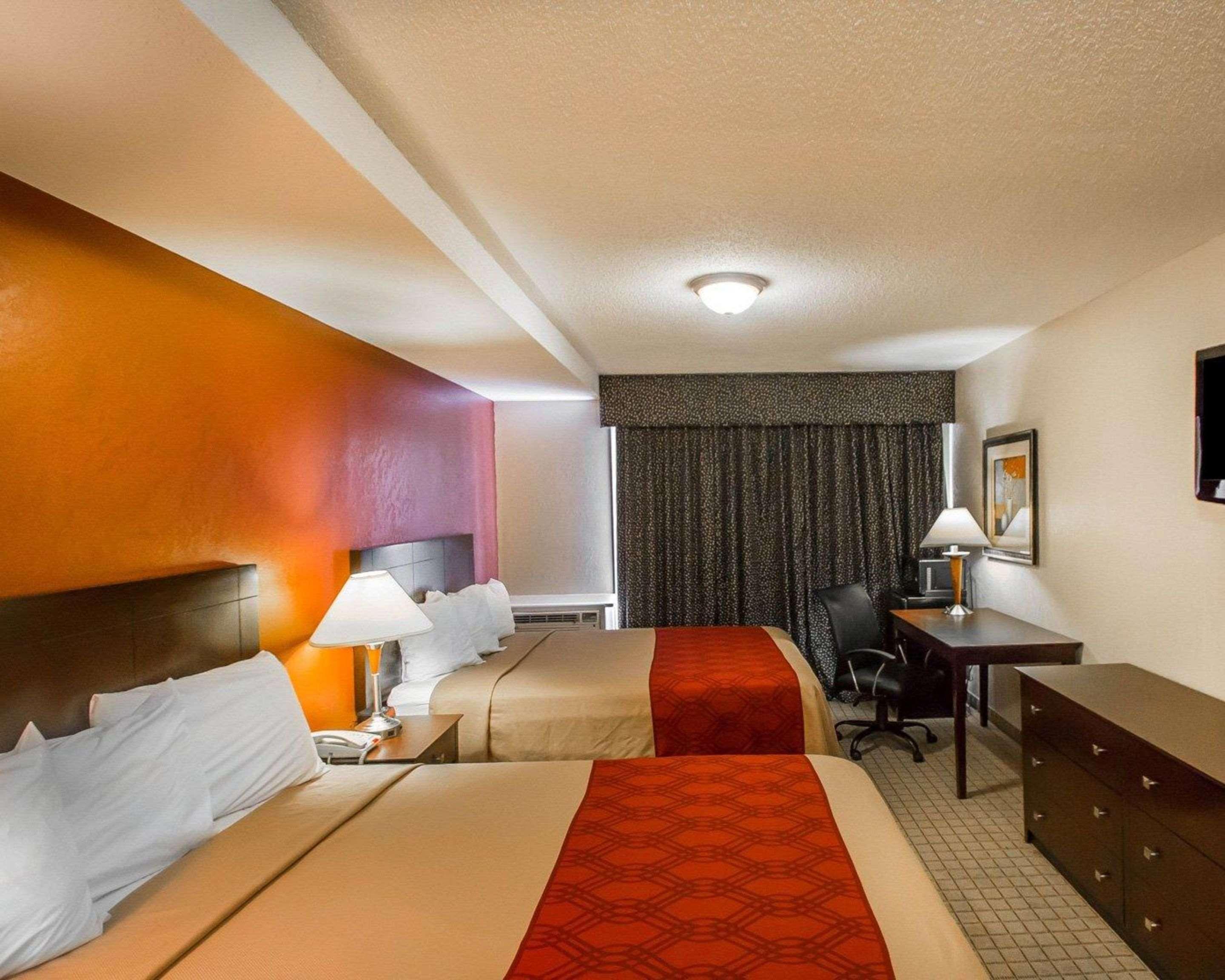 Econo Lodge Inn & Suites Old Saybrook - Westbrook Eksteriør billede