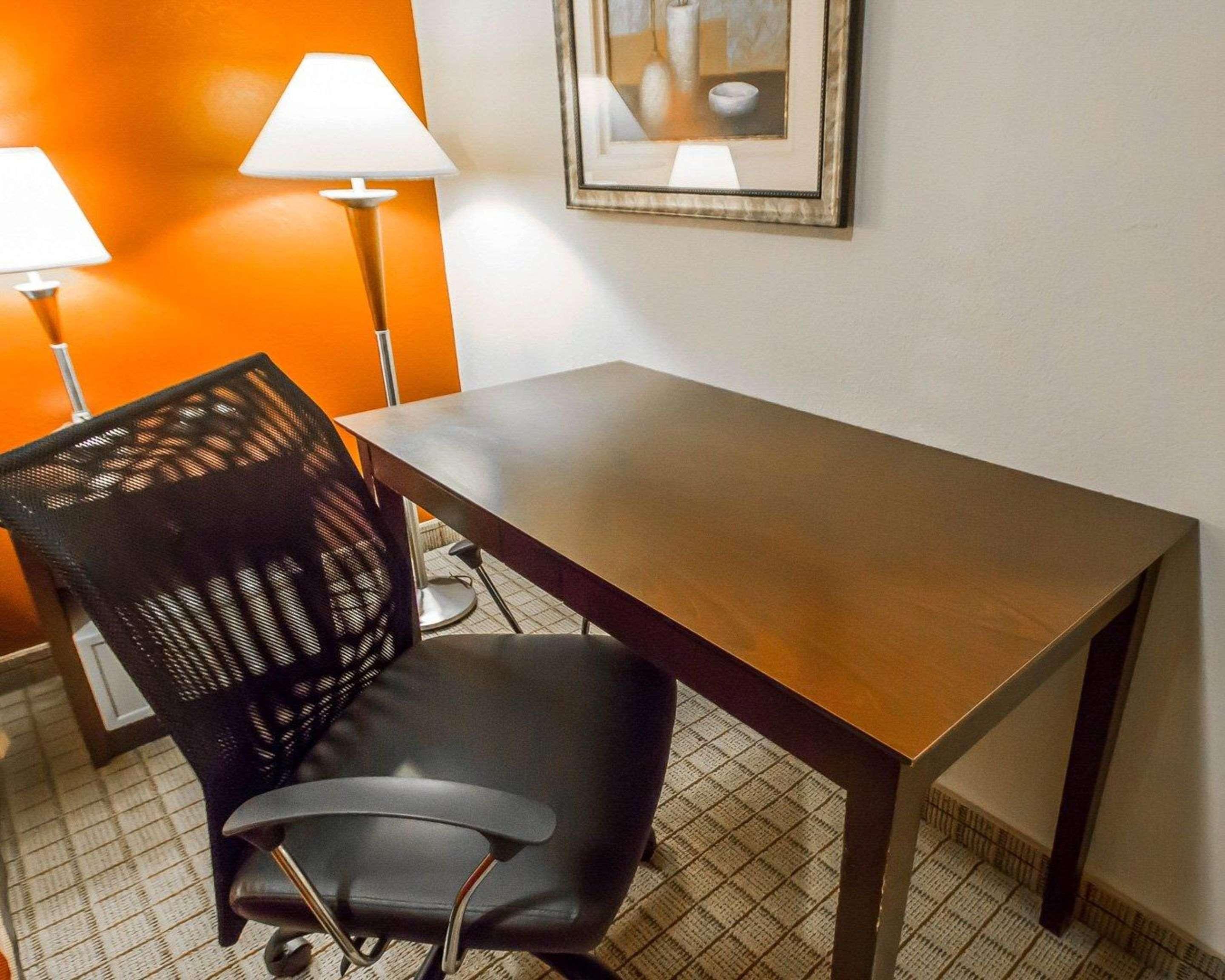 Econo Lodge Inn & Suites Old Saybrook - Westbrook Eksteriør billede