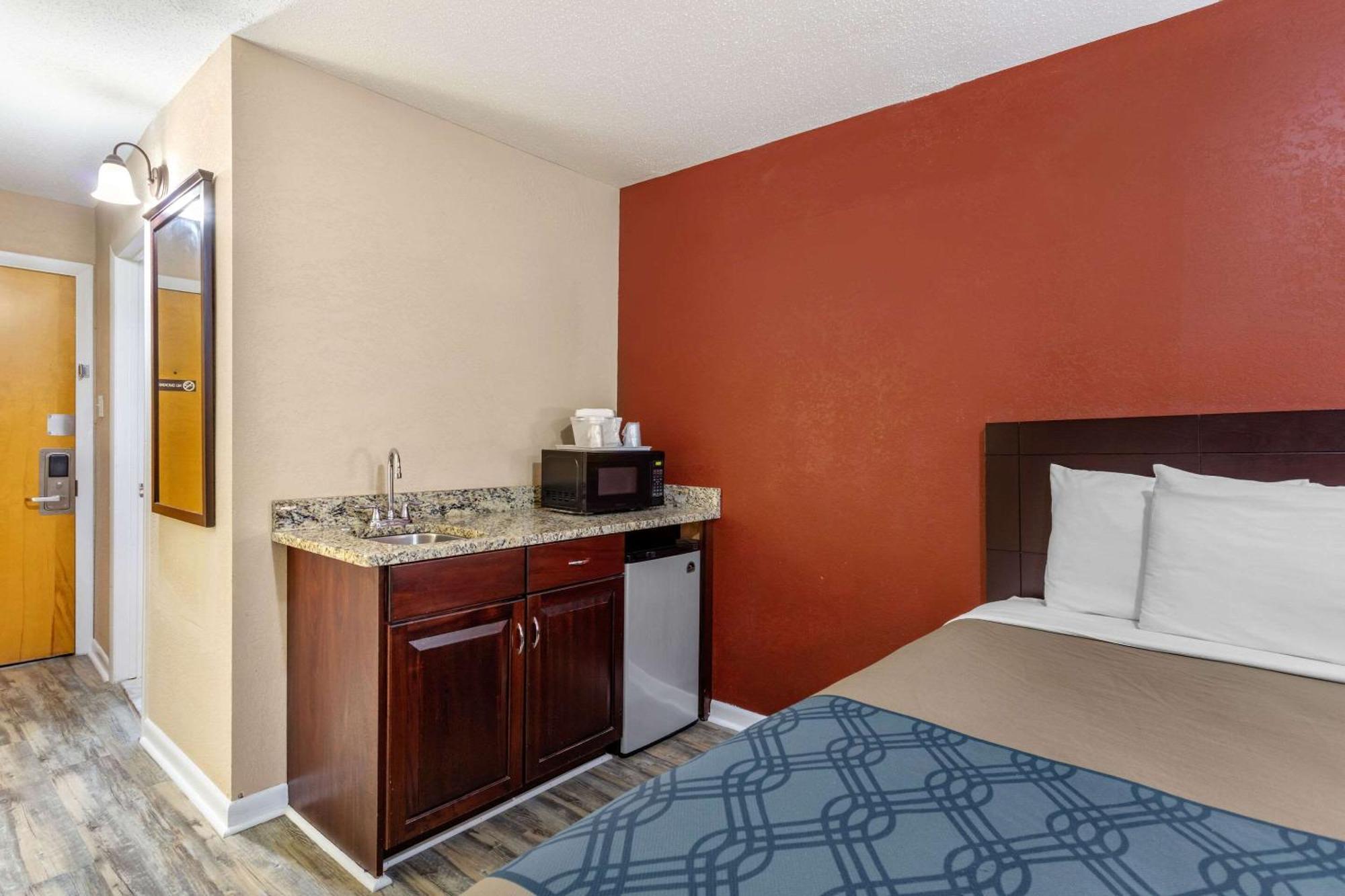 Econo Lodge Inn & Suites Old Saybrook - Westbrook Eksteriør billede